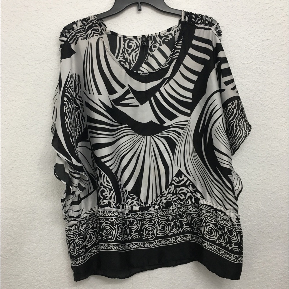 Black & White Blouse